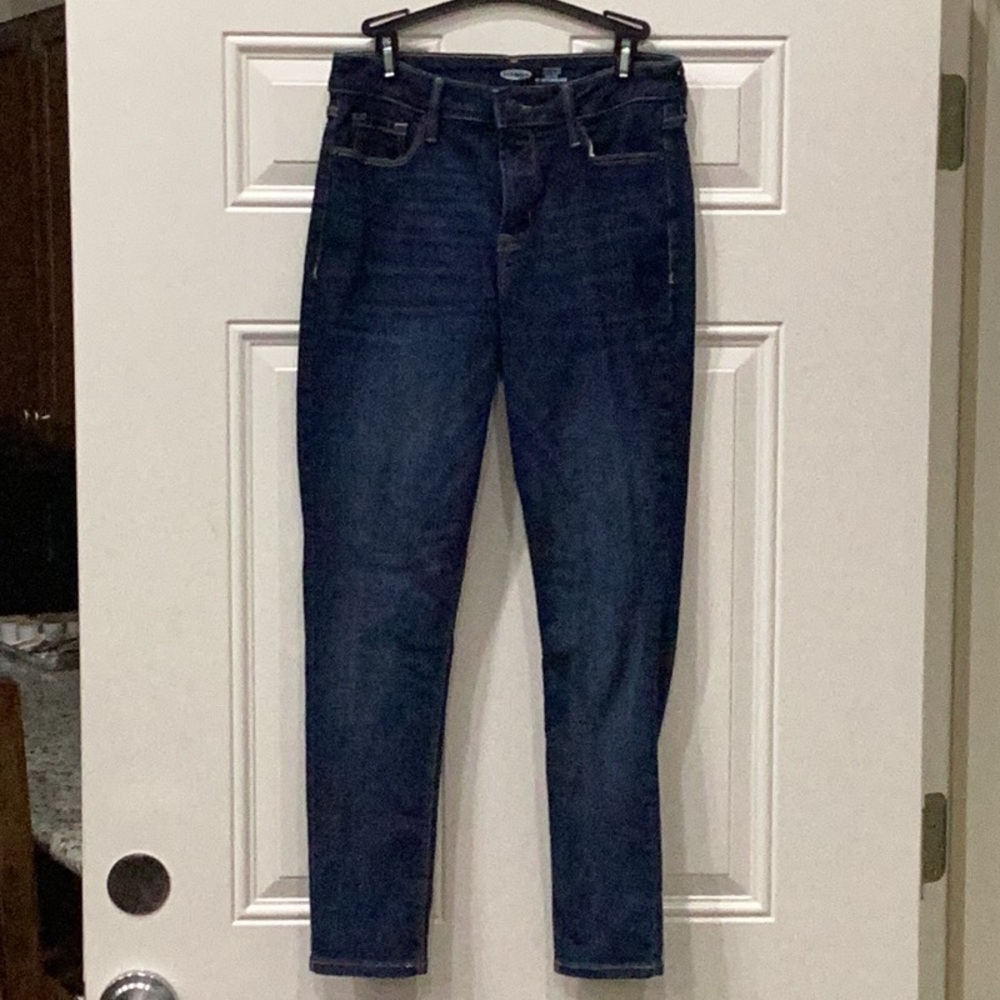 Preowned Old Navy Super Skinny Blue Denim Jeans High-Rise Size 8 (Item#P032)